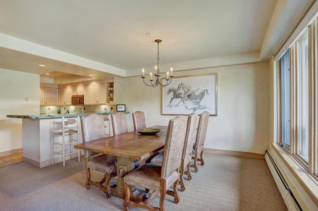 Amazing 2 Br Unit In Beaver Creek- Out Of A Western Movie Condo photo 4