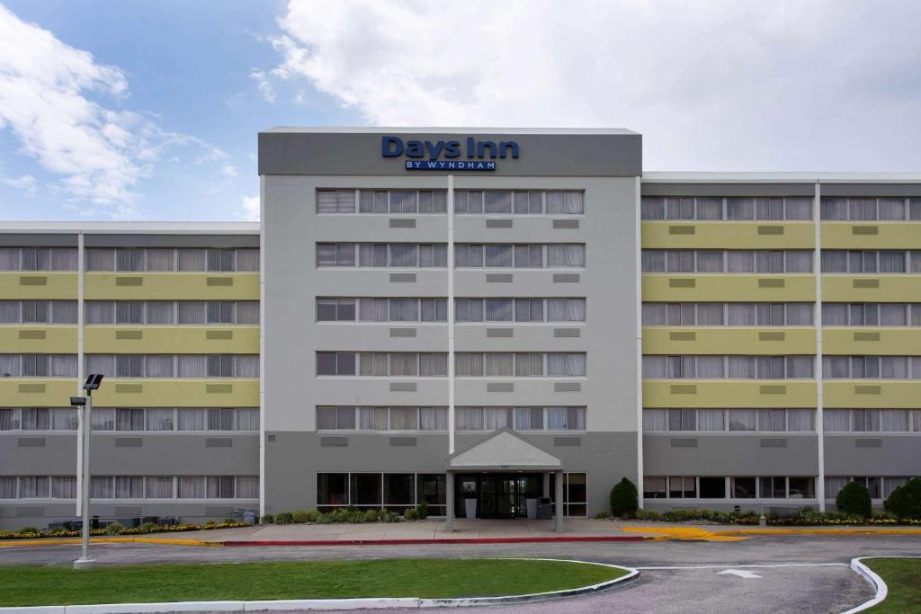 Days Inn by Wyndham Absecon Atlantic City Area image