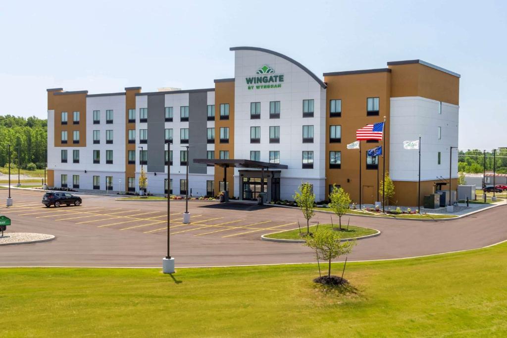 Wingate by Wyndham Angola photo 2