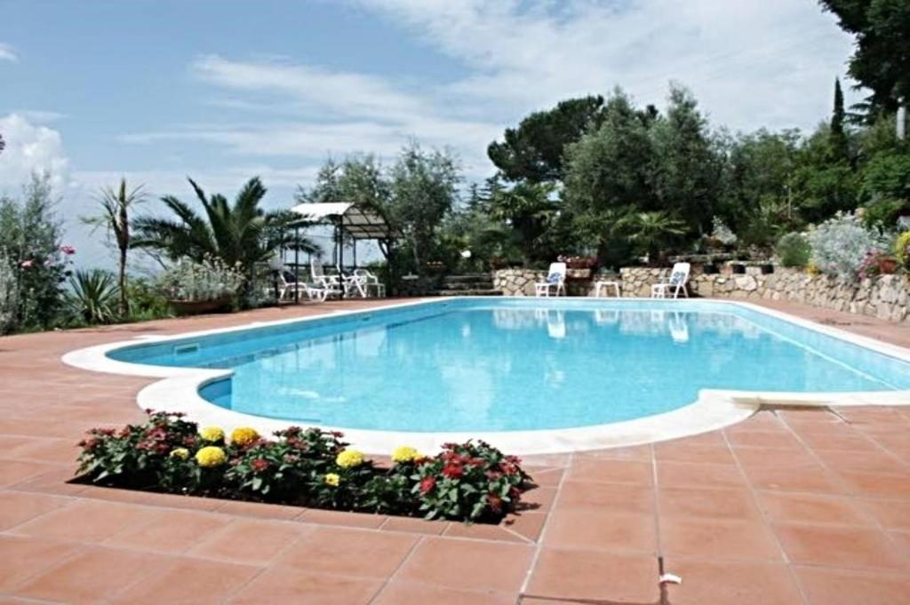 Lovely place photo 2