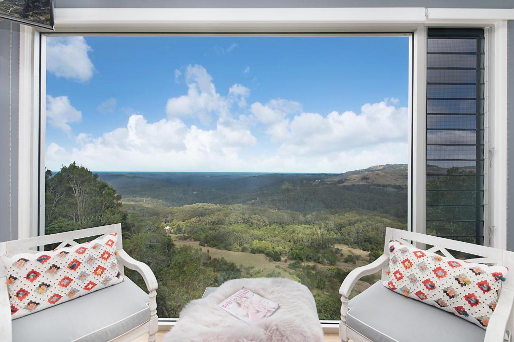 629 Balmoral Ridge photo 3