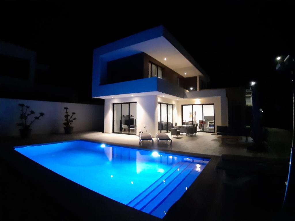 Villa La Marina photo 2