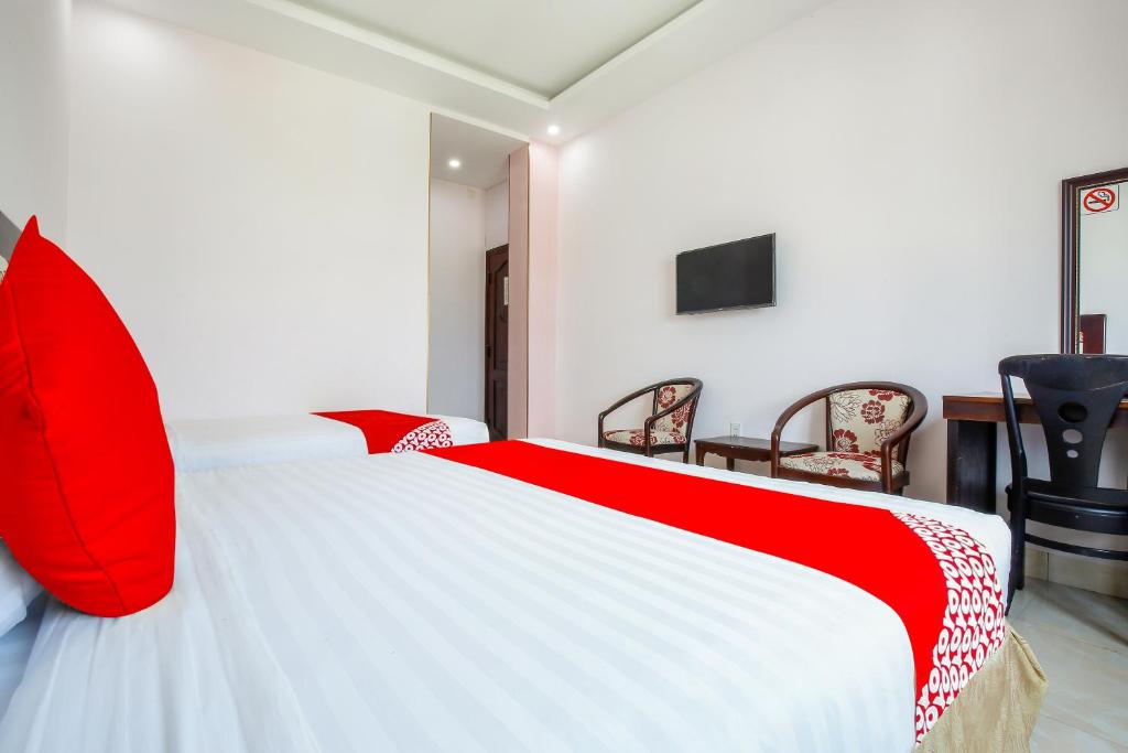 Трехместный (Улучшенный трехместный номер), Areca Riverside Hotel