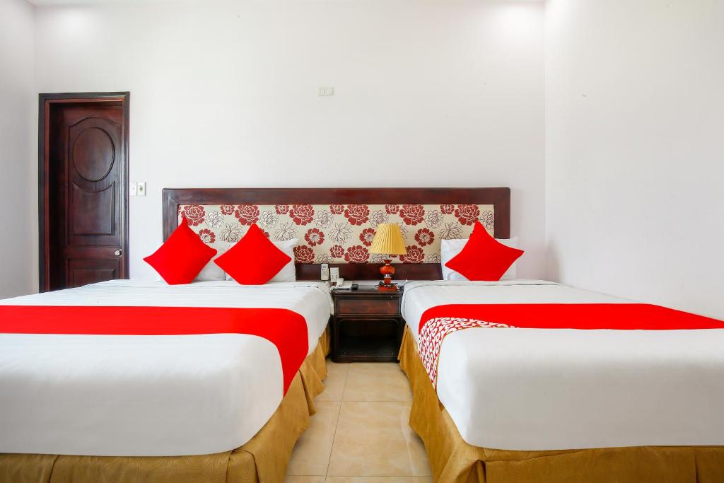 Трехместный (Улучшенный трехместный номер), Areca Riverside Hotel