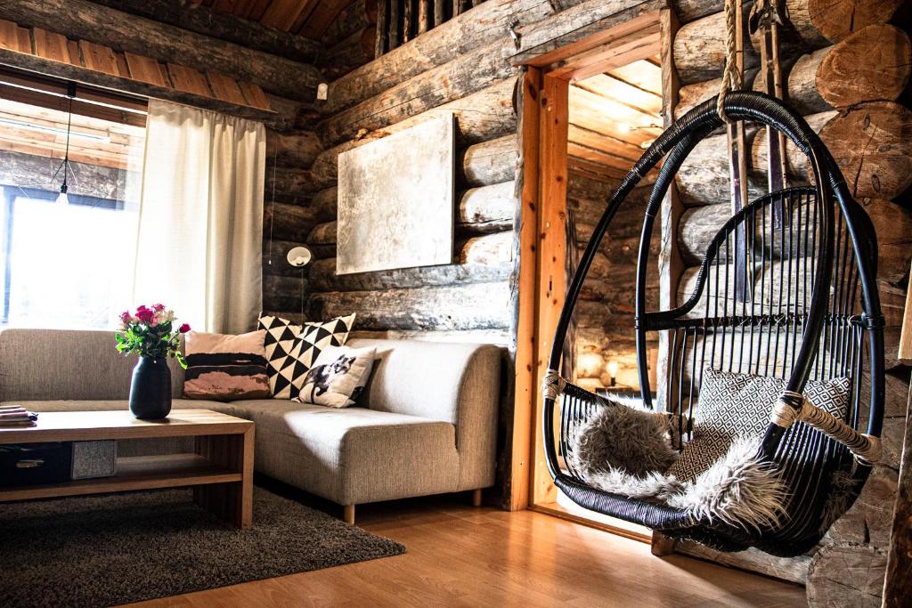 Villa Saarua by the Slopes Ski in, Family & Bike Park, hike trails, National Park, WiFi - Lapland Villas photo 2