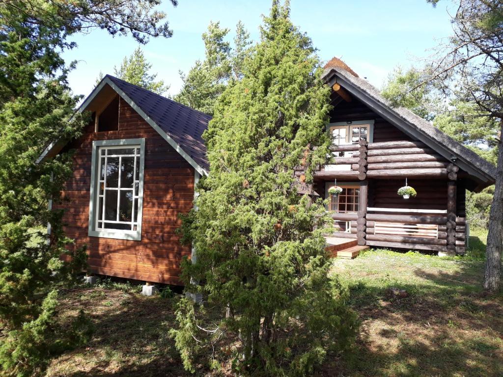 Pähkli Seaside Cottage with Cozy Outdoor Patio photo 2