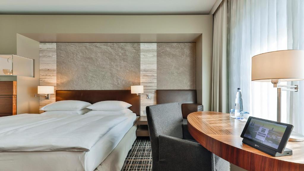 Двухместный (Двухместный номер «Комфорт» с 1 кроватью), Dorint Hotel am Heumarkt Köln