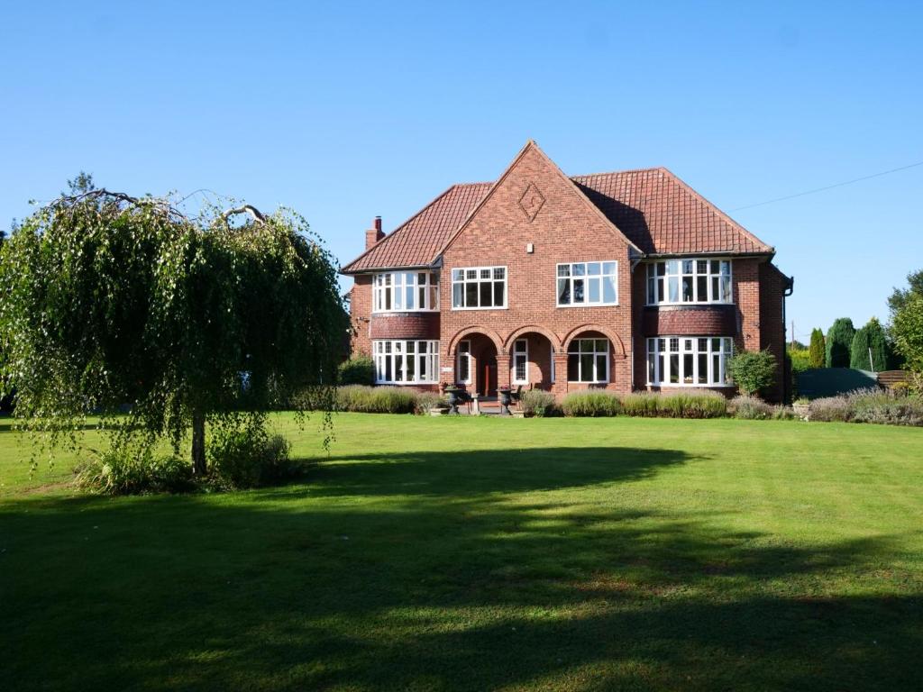 Westergate House photo 3