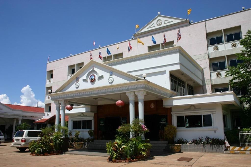Sakol Grand Palace photo 1