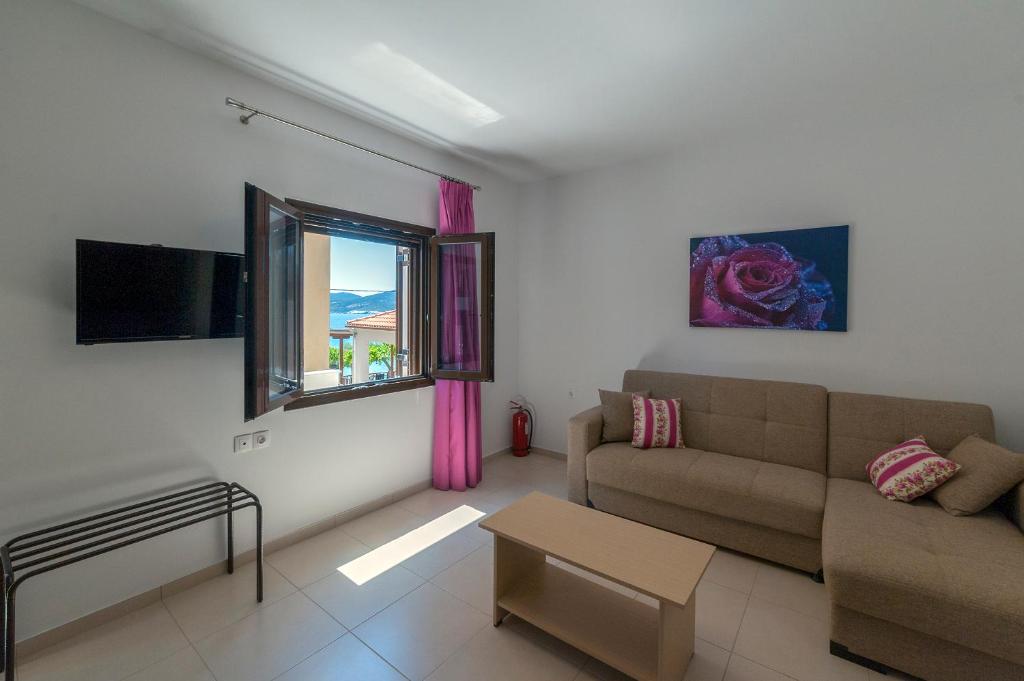 Spela House photo 2