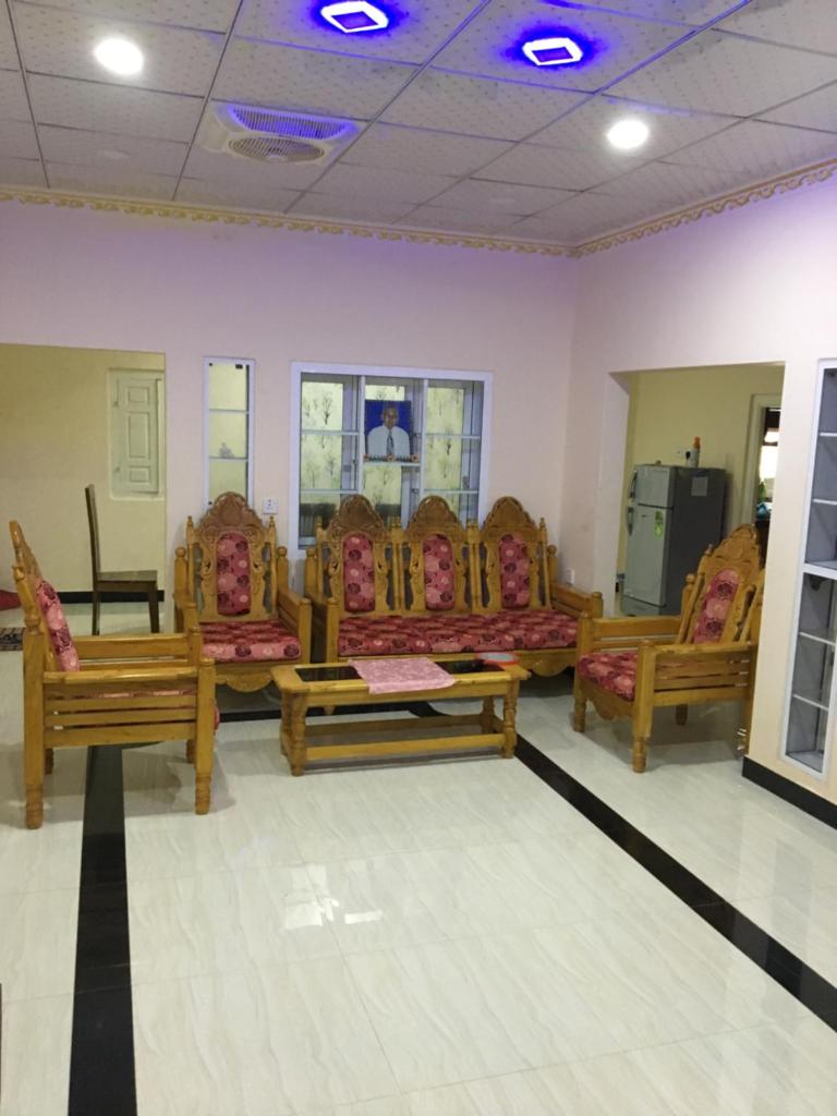 Uthayam photo 3