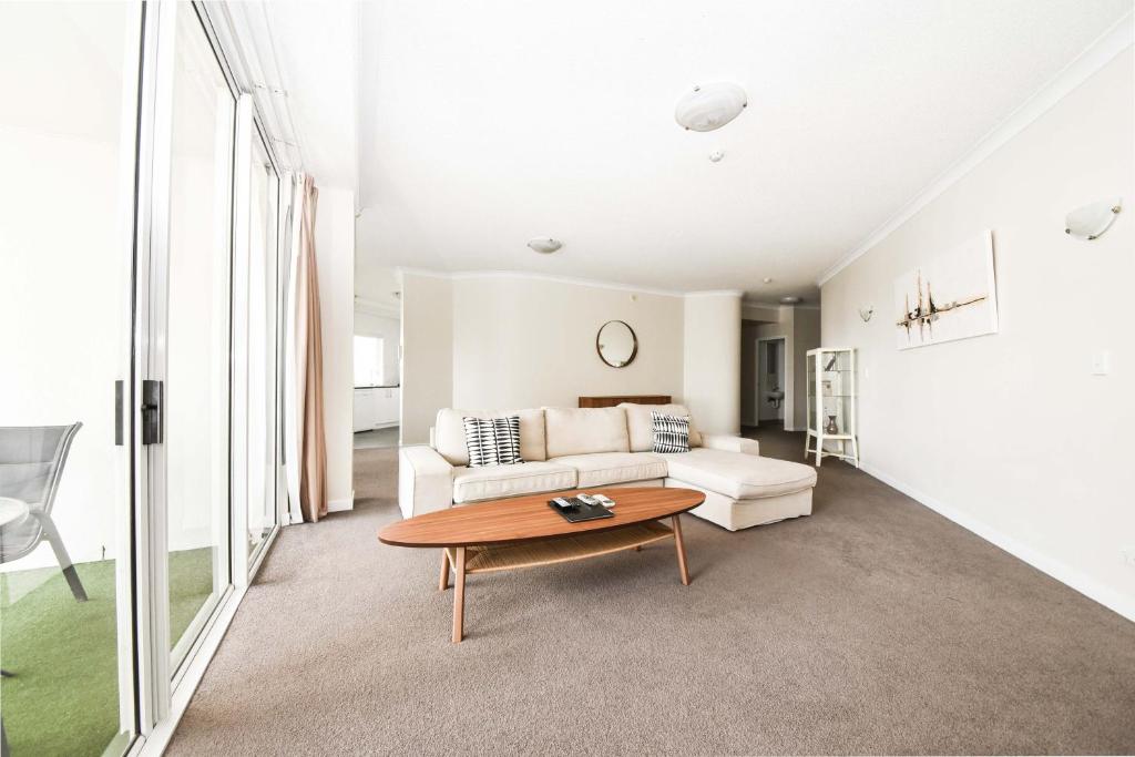 Founda Gardens Apartments - Tap to explore photos