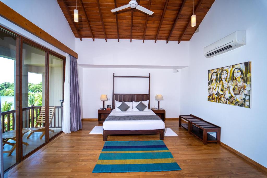 Сьюит (Полулюкс с ванной), Amaranthe Bay Resort & Spa