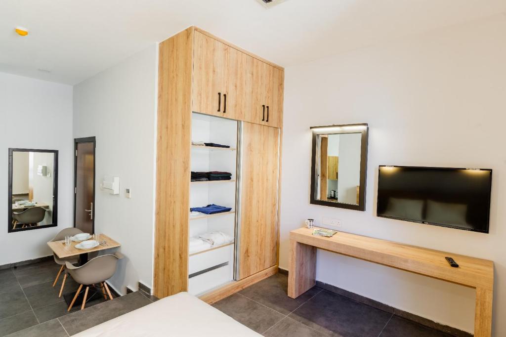 G Suites Luxury Rentals photo 1
