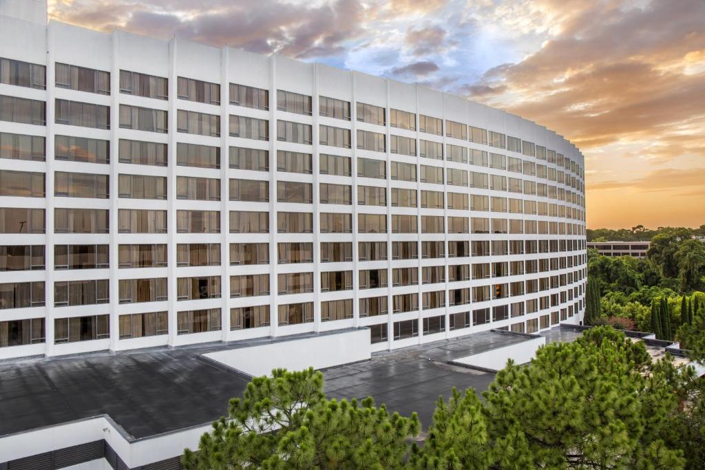 Omni Houston Hotel image
