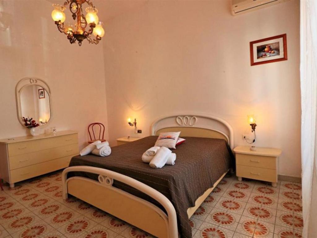 casa vicino mare ( sea rocks cottage) photo 3