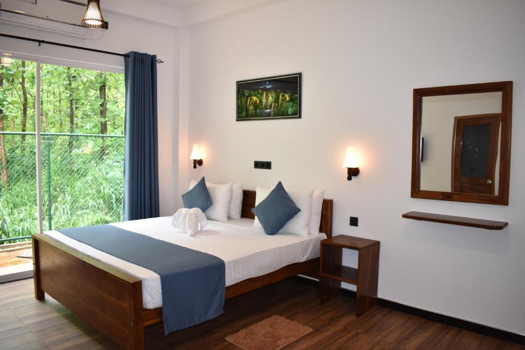 Forest Edge Safari Villa photo 4