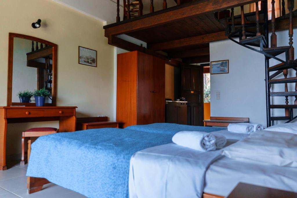 Celia Apartments photo 3