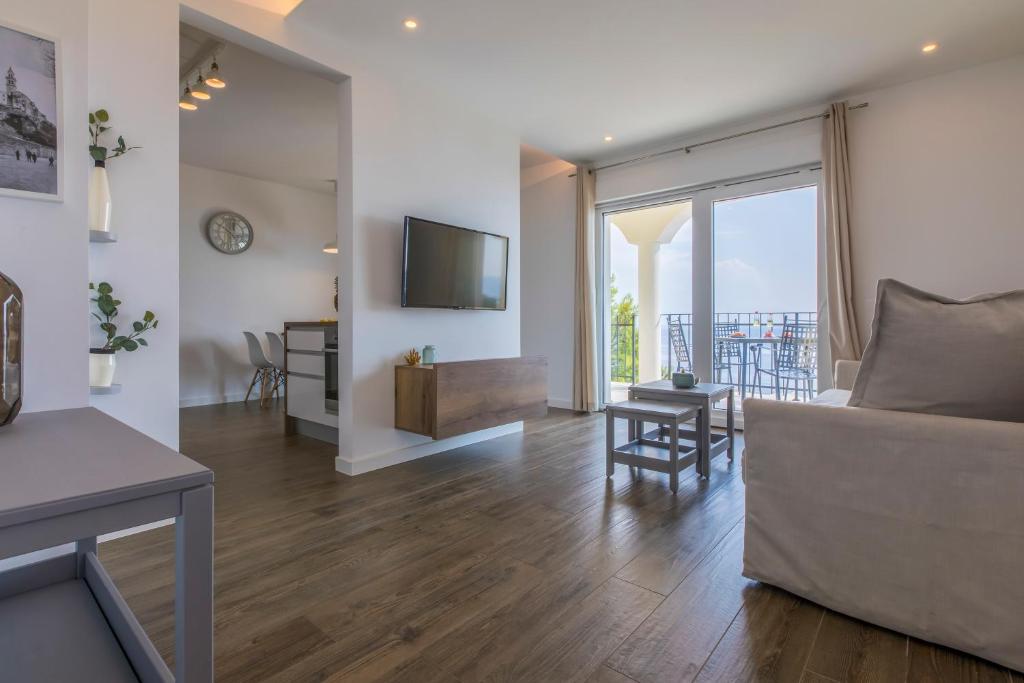 Palace Paulina Apartments photo 3