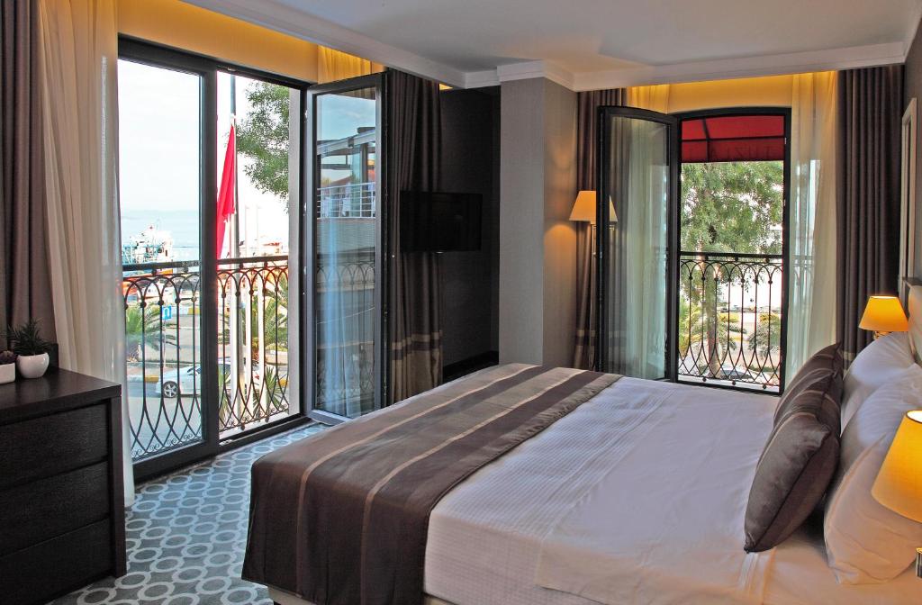 Tuzla Town Hotel photo 2