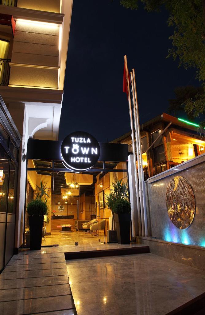 Tuzla Town Hotel photo 1