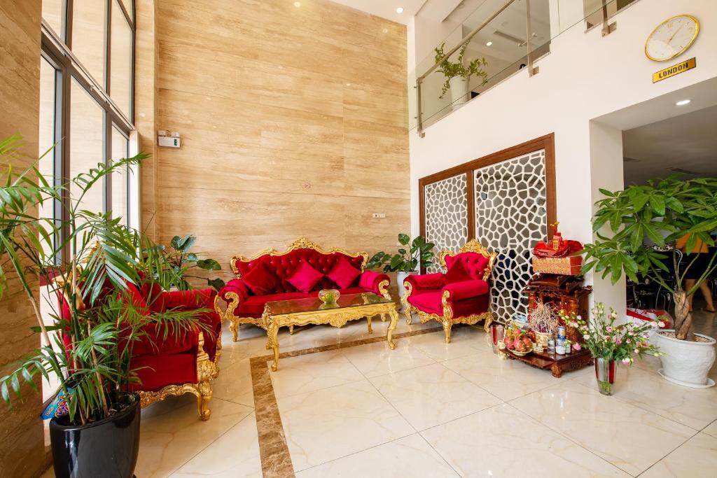 Suji Hotel Nhan Hoa