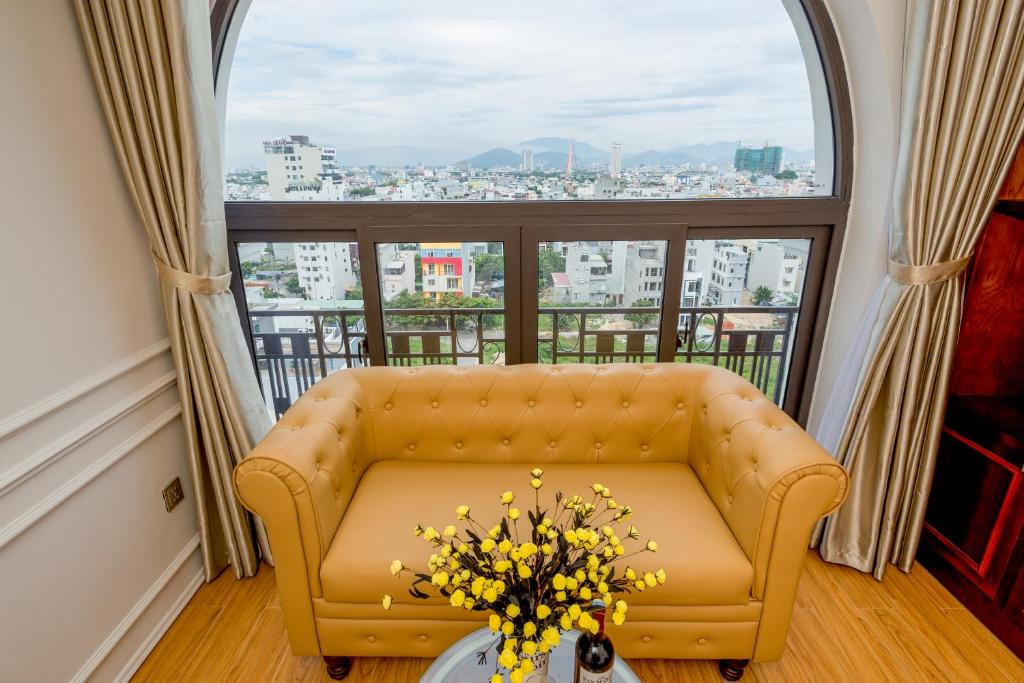 Ruby Light Hotel Danang