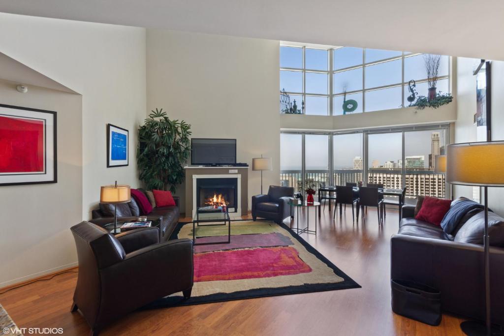 Апартаменты (Апартаменты 4 Делюкс в пентхаусе с 2 спальнями Делюкс), The Penthouse at Grand Plaza