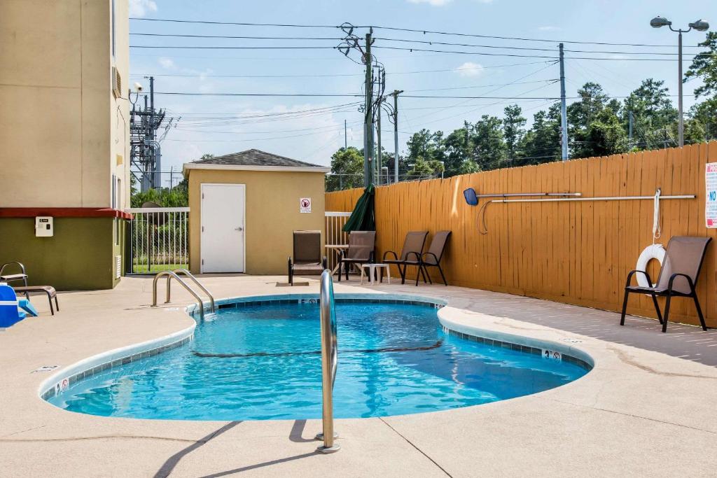 Econo Lodge Valdosta photo 3