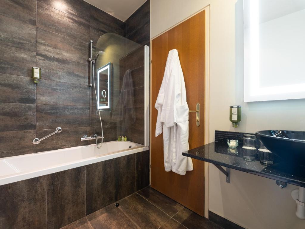 Двухместный (Улучшенный номер Viennese Elégance), Mercure Josefshof Wien
