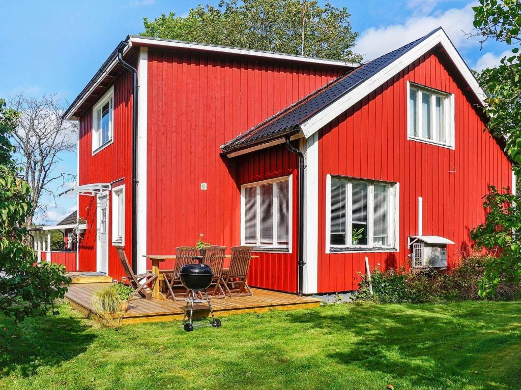 6 person holiday home in ED photo 2