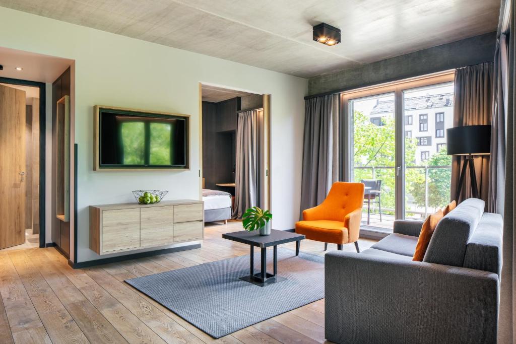Апартаменты (Апартаменты с 1 спальней, панорамный вид), Downtown Apartments