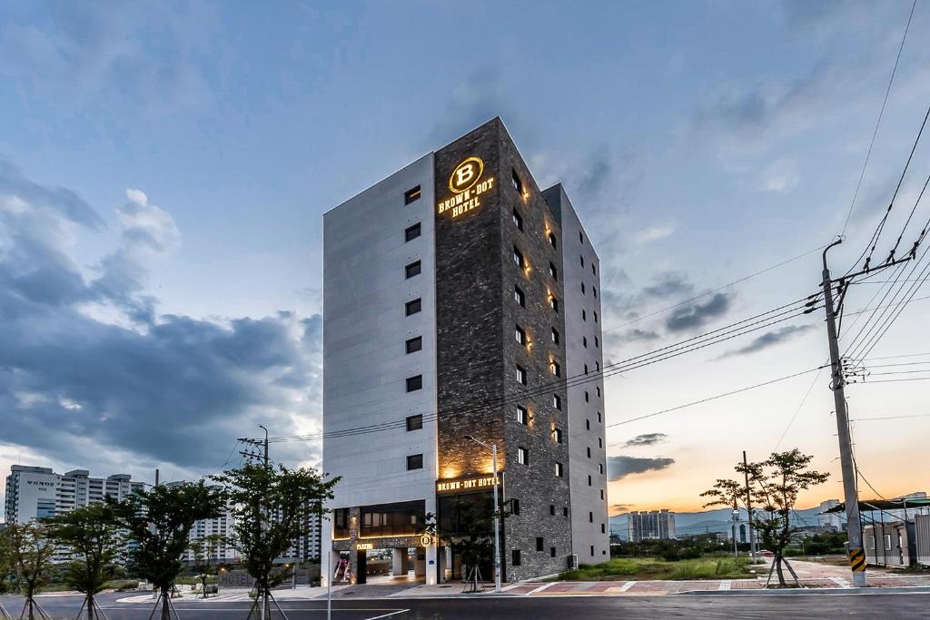Brown-Dot Hotel Ulsan-Sincheon photo 4