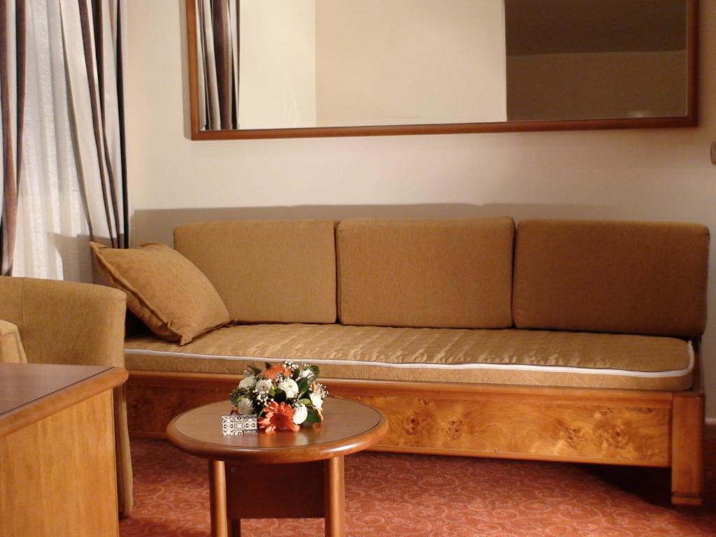 Garni Hotel BaMBiS photo 3