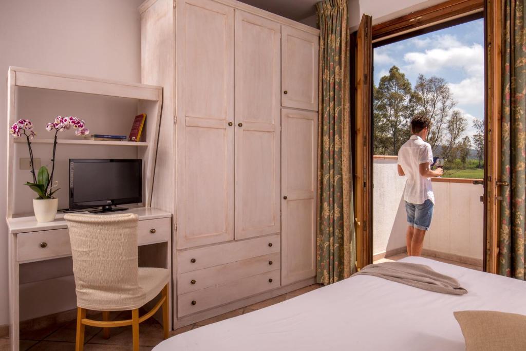 Tris Hotel photo 1