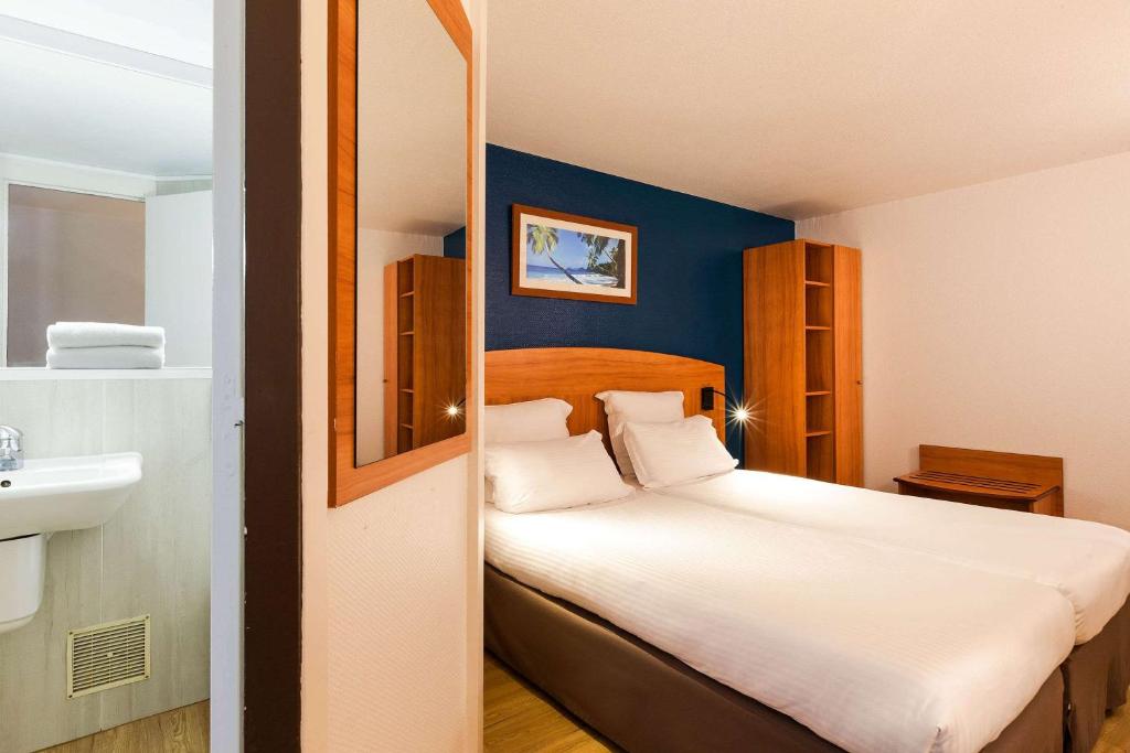 Comfort Hotel Evreux photo 3