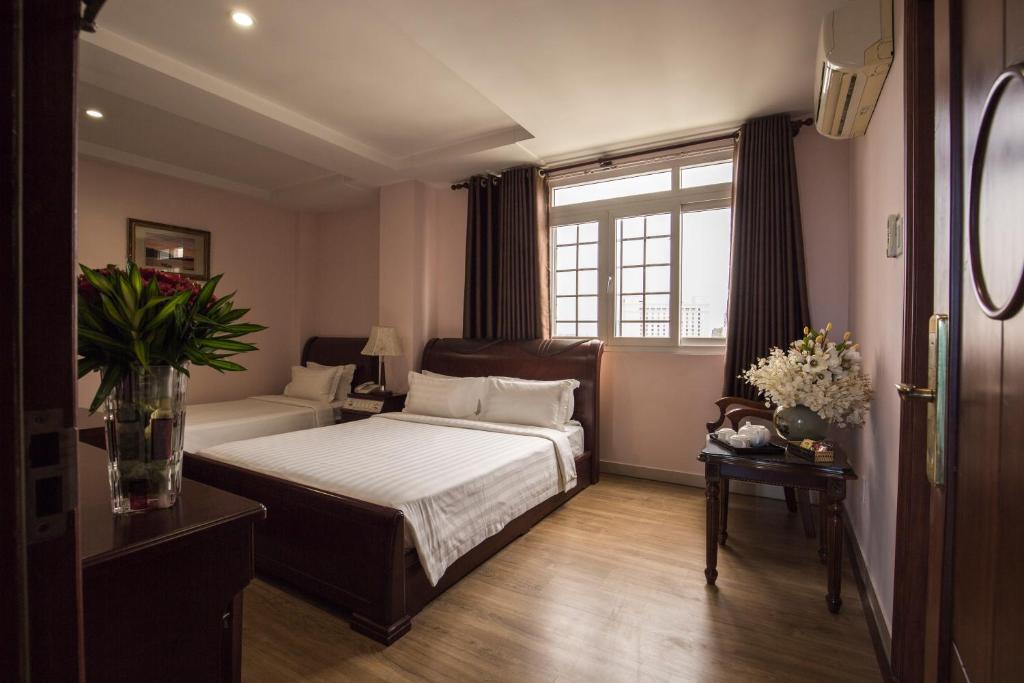 Семейный (Семейный номер Делюкс), Sophia Hotel