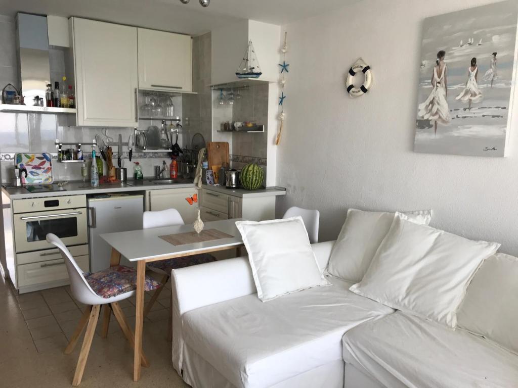 Apartment with a great sea view in the best location of Santa Ponsa photo 2