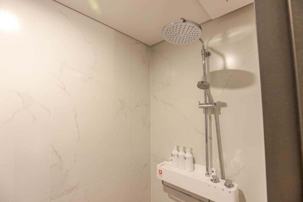 Двухместный (Двухместный номер Делюкс с 1 кроватью), H hotel Gasan