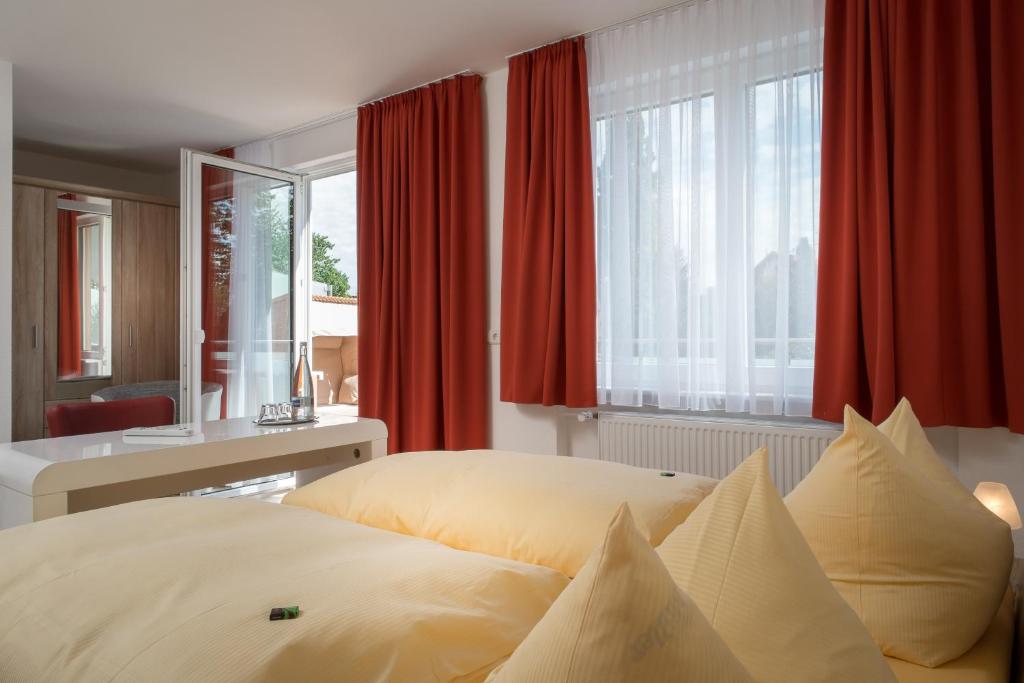 Hotel Nora photo 4
