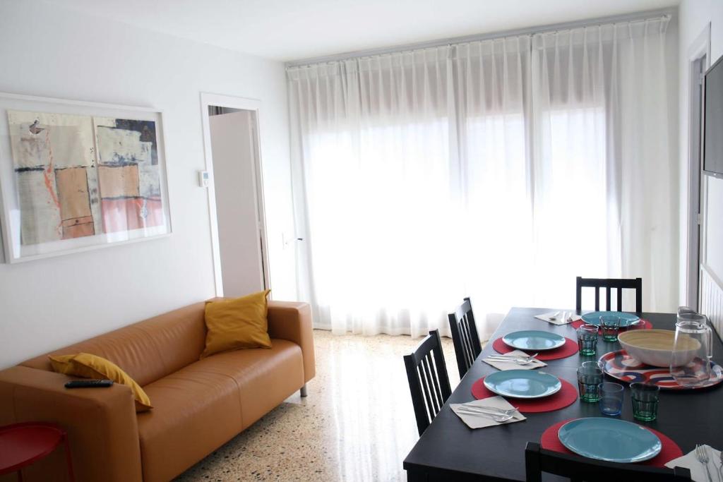 apartament Eliette 2 - Tap to explore photos