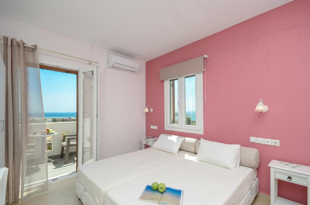 Naxos Luxury Villas photo 2