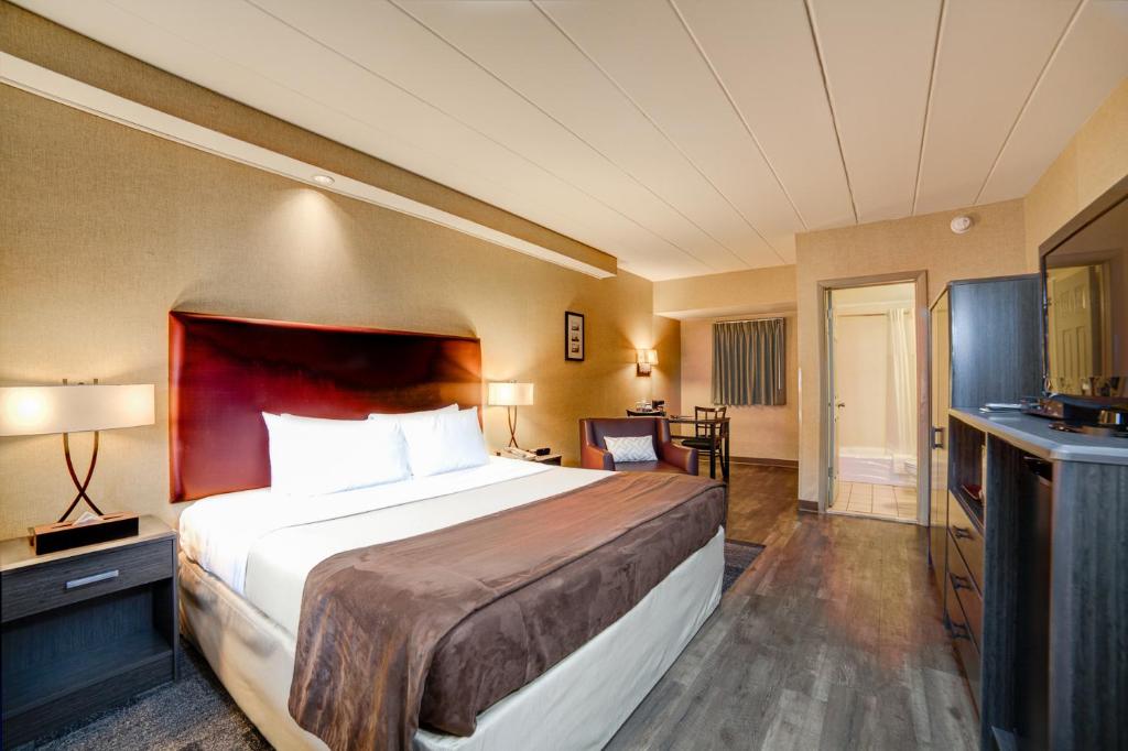 Двухместный (Номер с кроватью размера «king-size»), Carlton Inn Midway