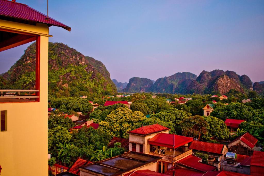 Trang An Mountain View Homestay