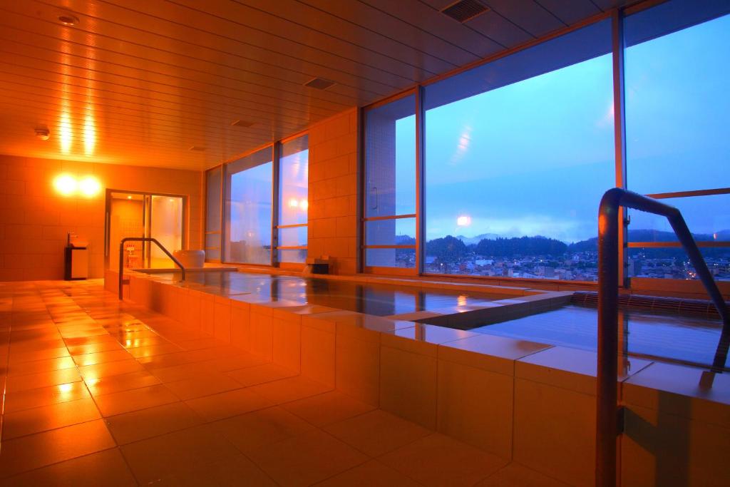 Spa Hotel Alpina Hida Takayama photo 3