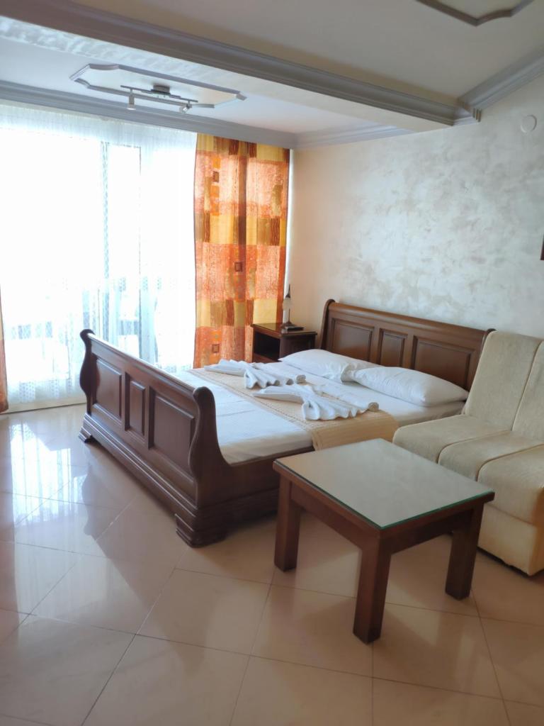 Студио (Номер-студио с террасой и видом на море), Apartments Stević - Monaco