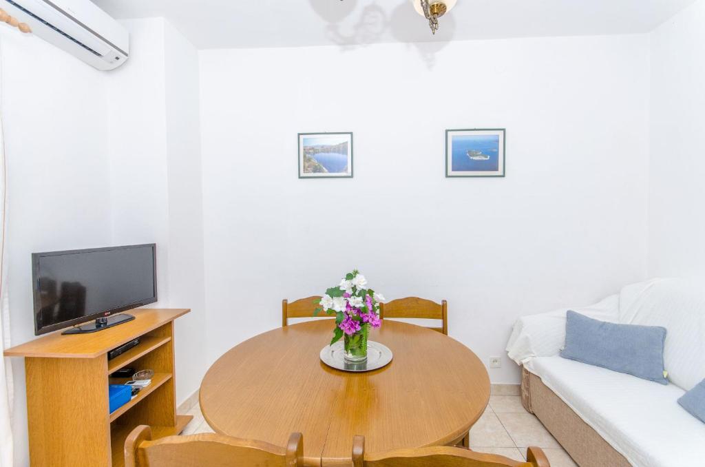 Apartments Zoric photo 2