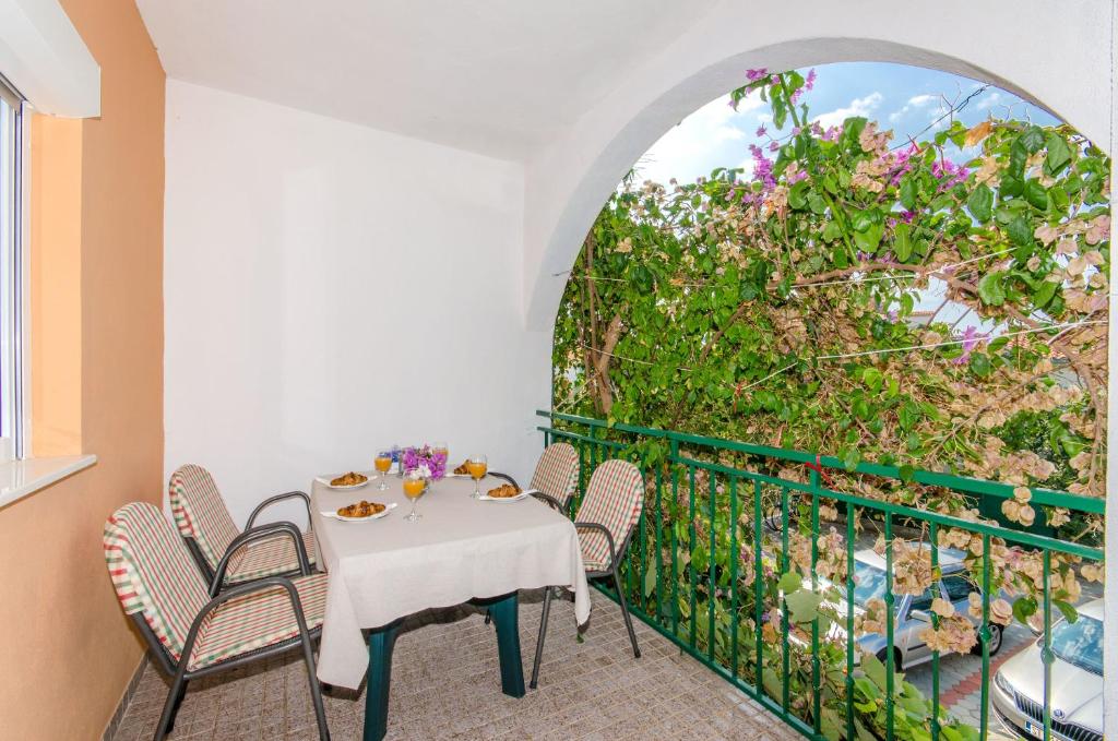 Apartments Zoric photo 1