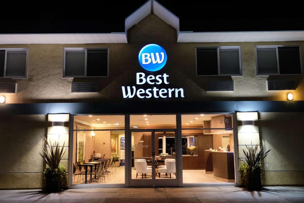 Best Western Inn image