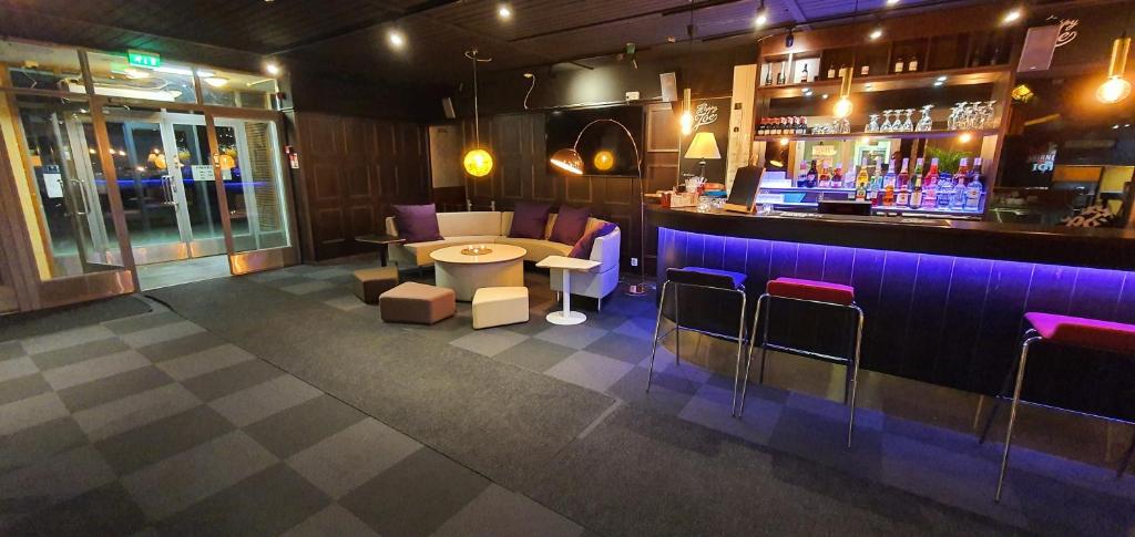 Samantta Hotel & Restaurant photo 4